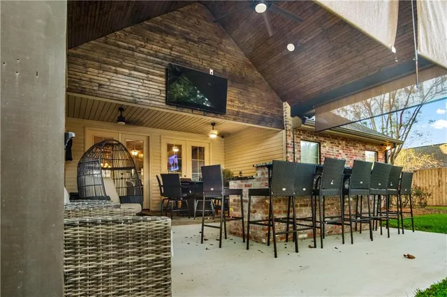 $445,000 | 6513 Bayou Crossing Drive, Alexandria, LA 71303