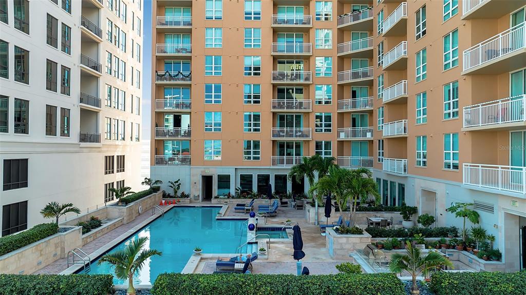 1350 Main Street, Unit 707 Sarasota, FL 34236 - Photo 10 of 68