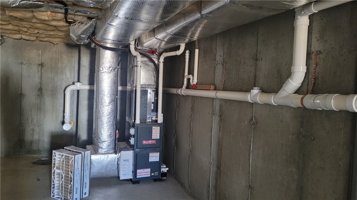 41 Crest View Road West Greenwich, RI 02817 - Photo 17 of 18