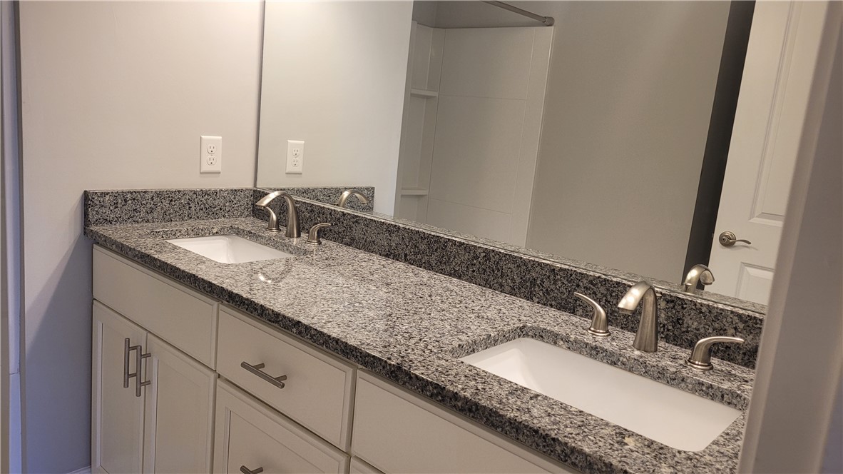 41 Crest View Road West Greenwich, RI 02817 - Photo 8 of 18