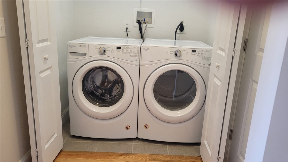 41 Crest View Road West Greenwich, RI 02817 - Photo 9 of 18