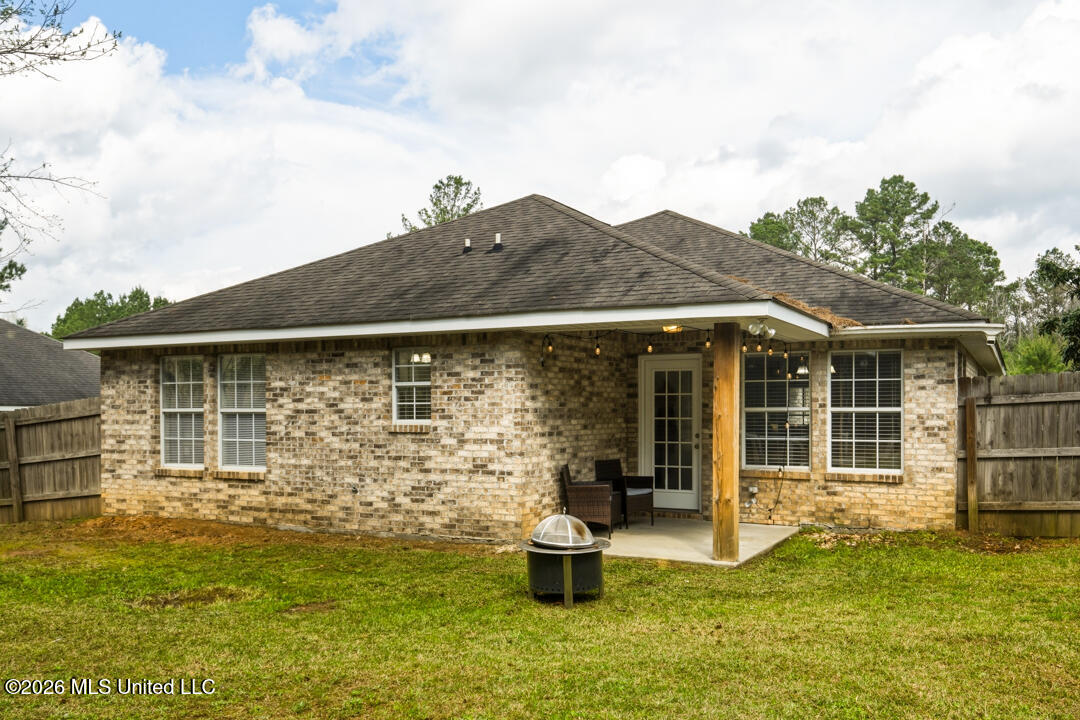 119 Hemingway Drive Sumrall, MS 39482 - Photo 18 of 21 Back of House