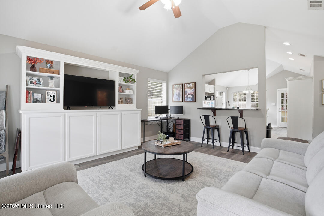 119 Hemingway Drive Sumrall, MS 39482 - Photo 4 of 21 4. Great Room View 1