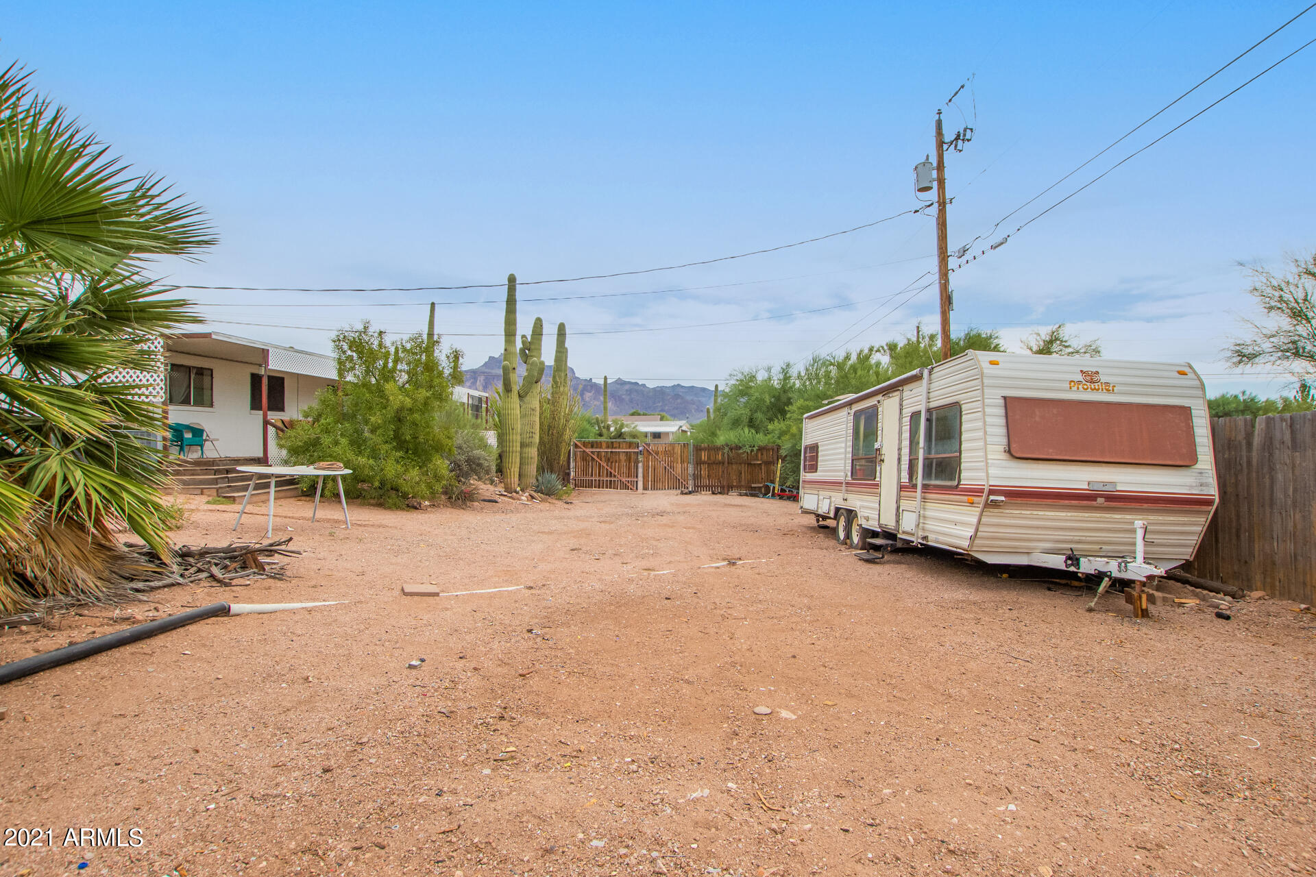 714 North Cortez Road Apache Junction, AZ 85119 - Photo 3 of 32 0003-04 - Cortez