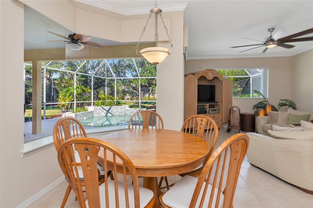 10937 Bluestem Circle Lakewood Ranch, FL 34202 - Photo 13 of 45