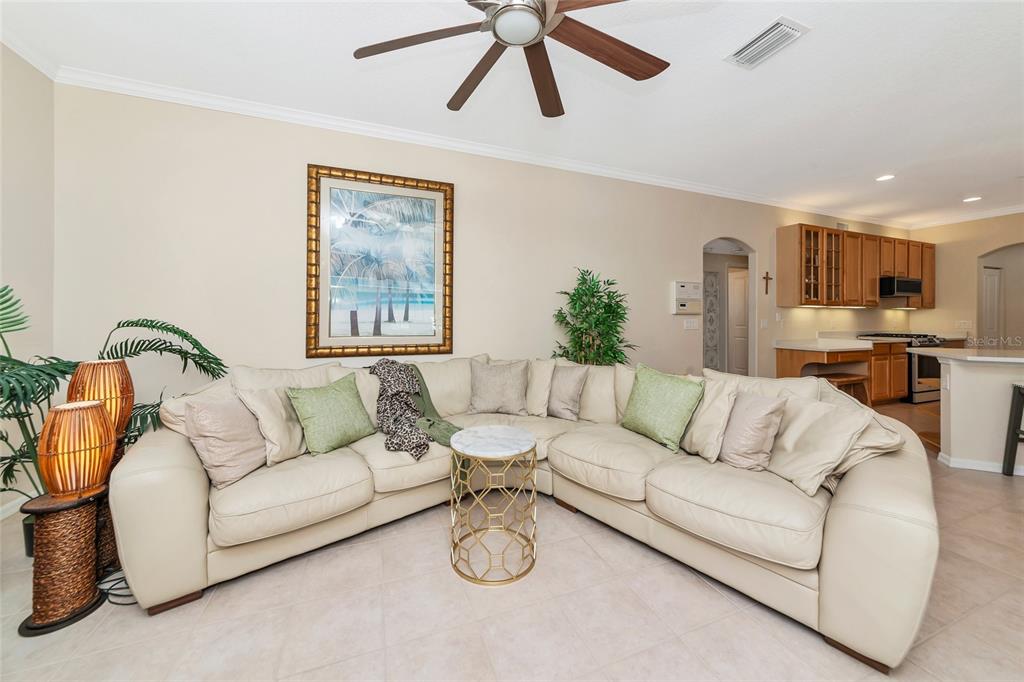 10937 Bluestem Circle Lakewood Ranch, FL 34202 - Photo 16 of 44