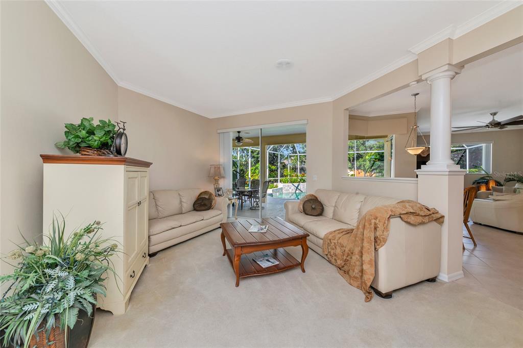 10937 Bluestem Circle Lakewood Ranch, FL 34202 - Photo 17 of 45