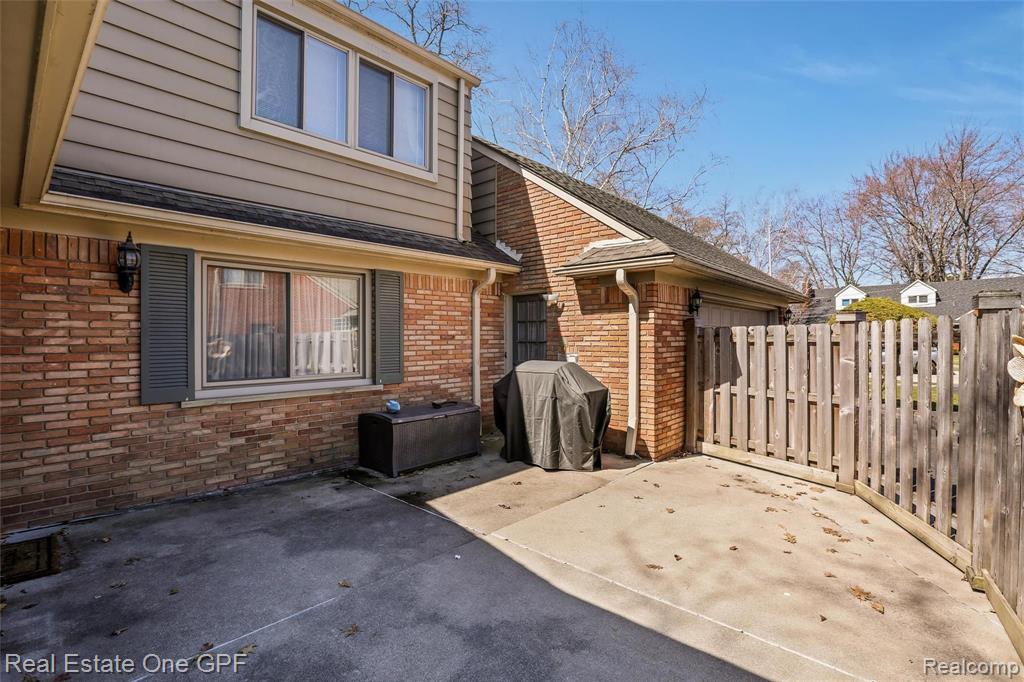 470 Cook Road Grosse Pointe Woods, MI 48236 - Photo 36 of 47