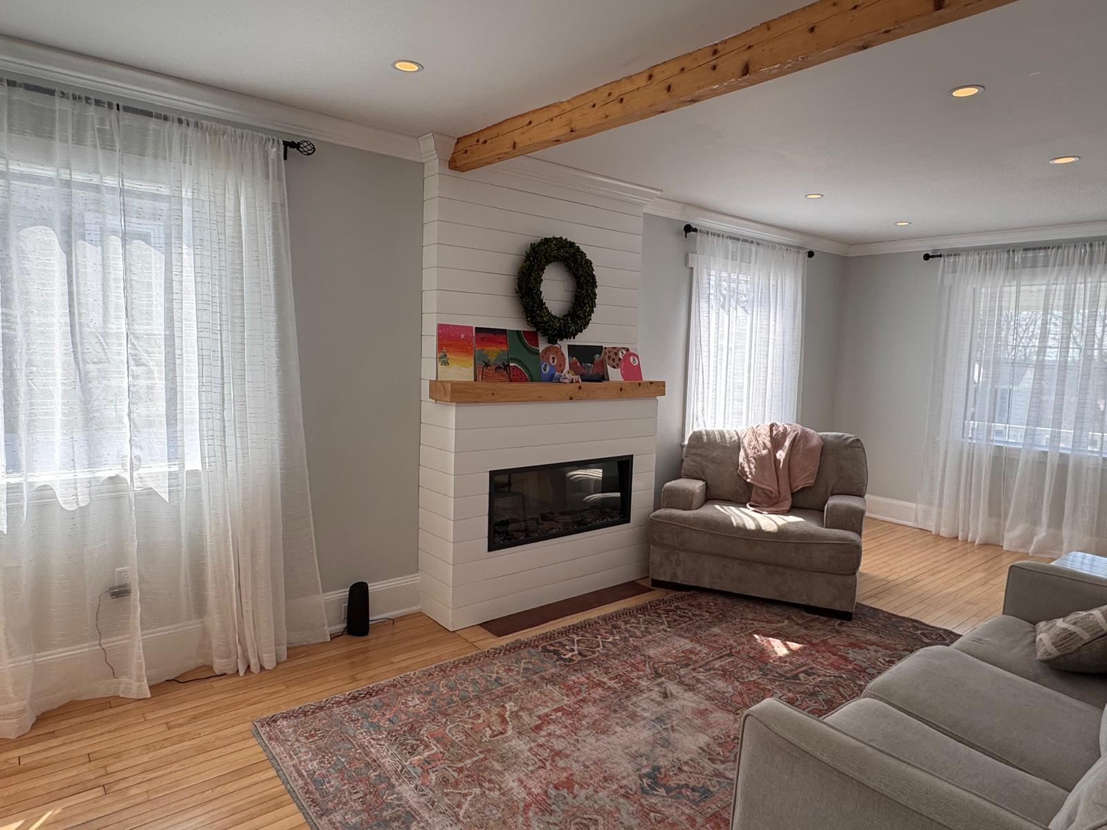 27 Dudley Street Presque Isle, ME 04769 - Photo 11 of 34 Living Room