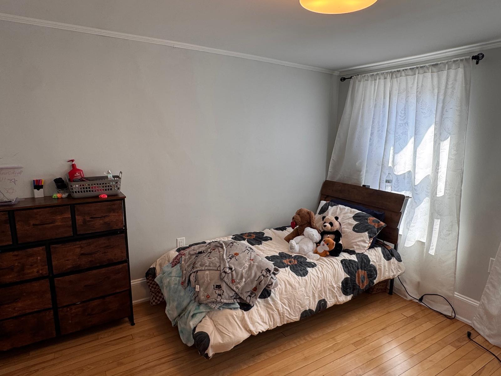 27 Dudley Street Presque Isle, ME 04769 - Photo 23 of 34 Bedroom