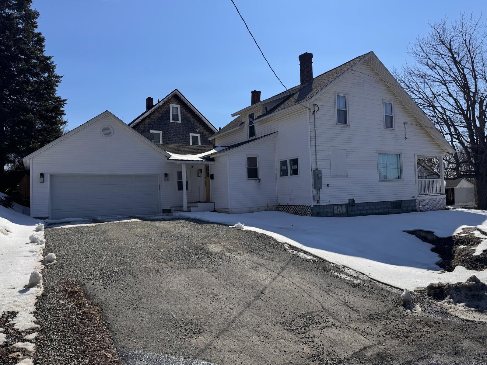 27 Dudley Street Presque Isle, ME 04769 - Photo 3 of 34 Exterior