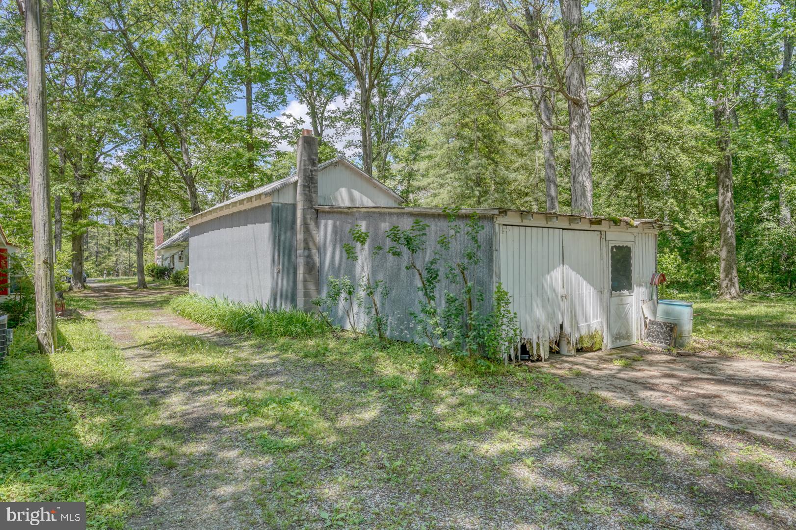 11599 Kibler Road Greensboro, MD 21639 - Photo 24 of 47 REAR WORKSHOP