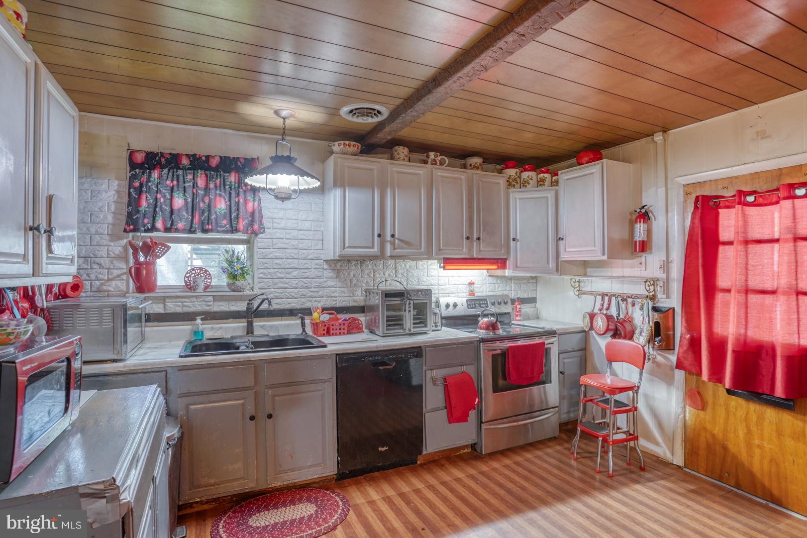 11599 Kibler Road Greensboro, MD 21639 - Photo 9 of 47 RANCH KITCHEN