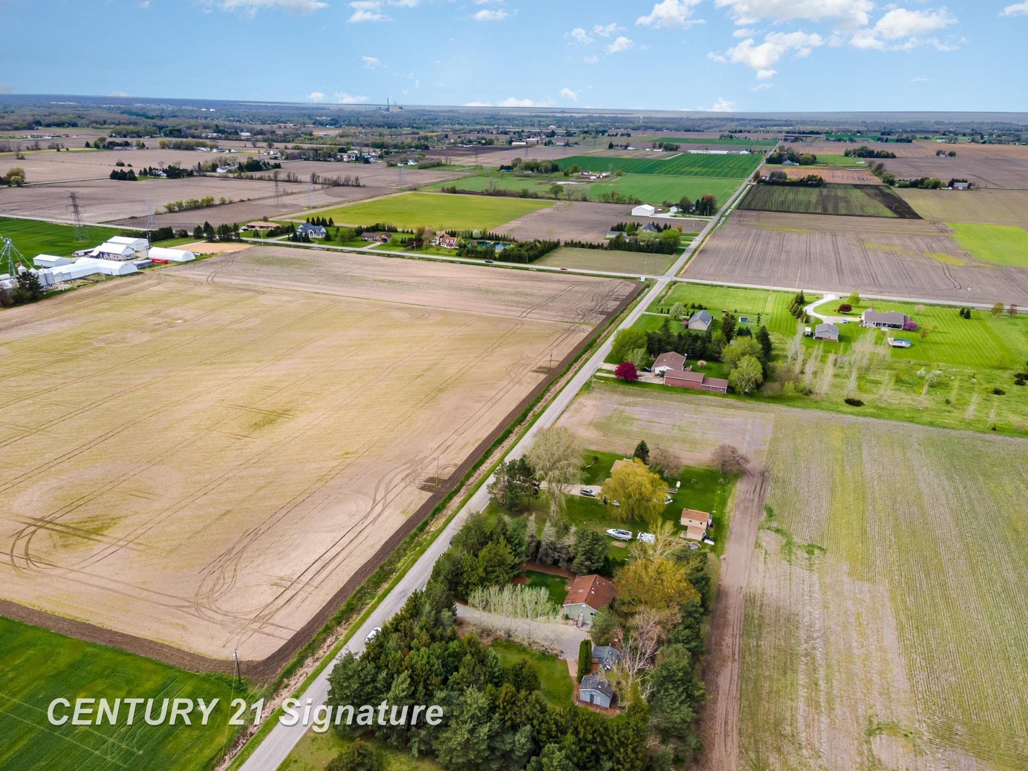 376 North Burns Road Bay City, MI 48708 - Photo 29 of 34 50140718-22d6f524-c538-4fe0-a90d-94bcadcec336.JPG