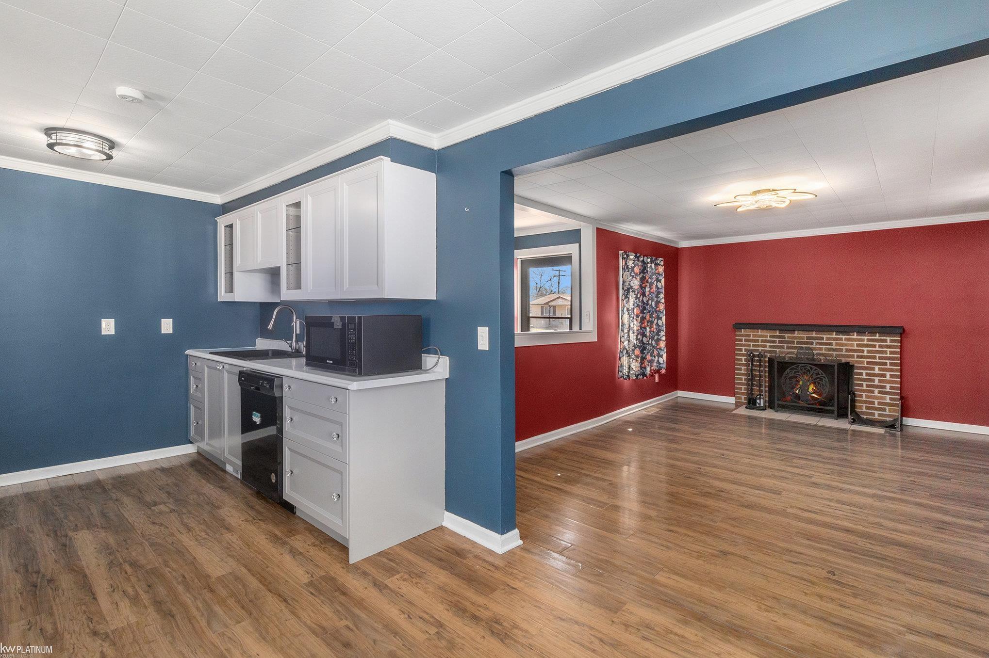 74 Longfellow Road Whitmore Lake, MI 48189 - Photo 6 of 16 50169034-8cf1ebd6-759c-4b21-a9e6-714ea9a4e342.JPG