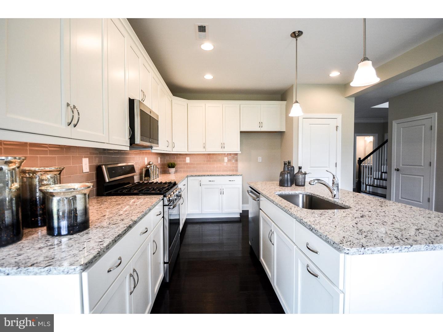 1640 Hedgewood Road Hatfield, PA 19440 - Photo 9 of 25 Kitchen