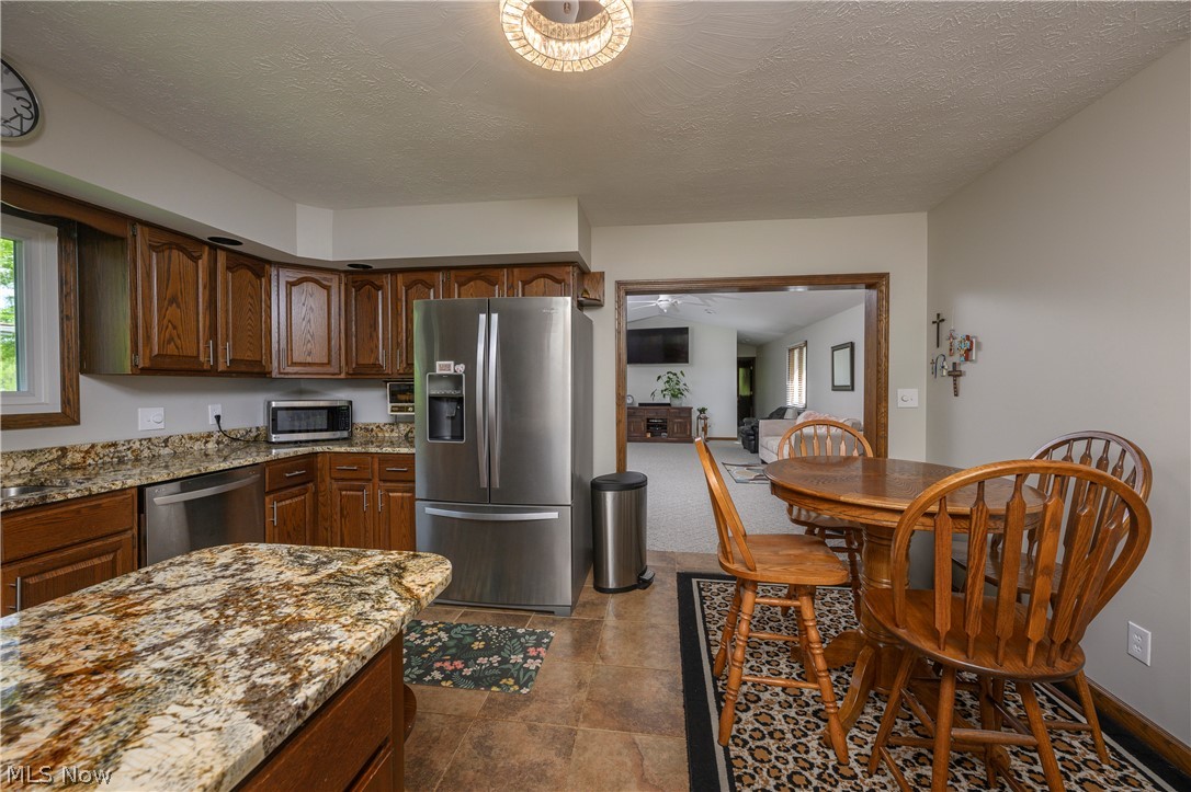 2677 Summit Road Akron, OH 44321 - Photo 5 of 33