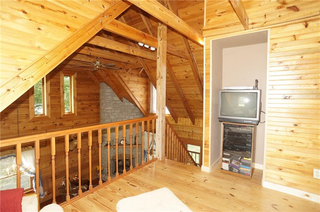 9778 Stoops Road Dillsboro, IN 47018 - Photo 10 of 17 Gallery Image 10