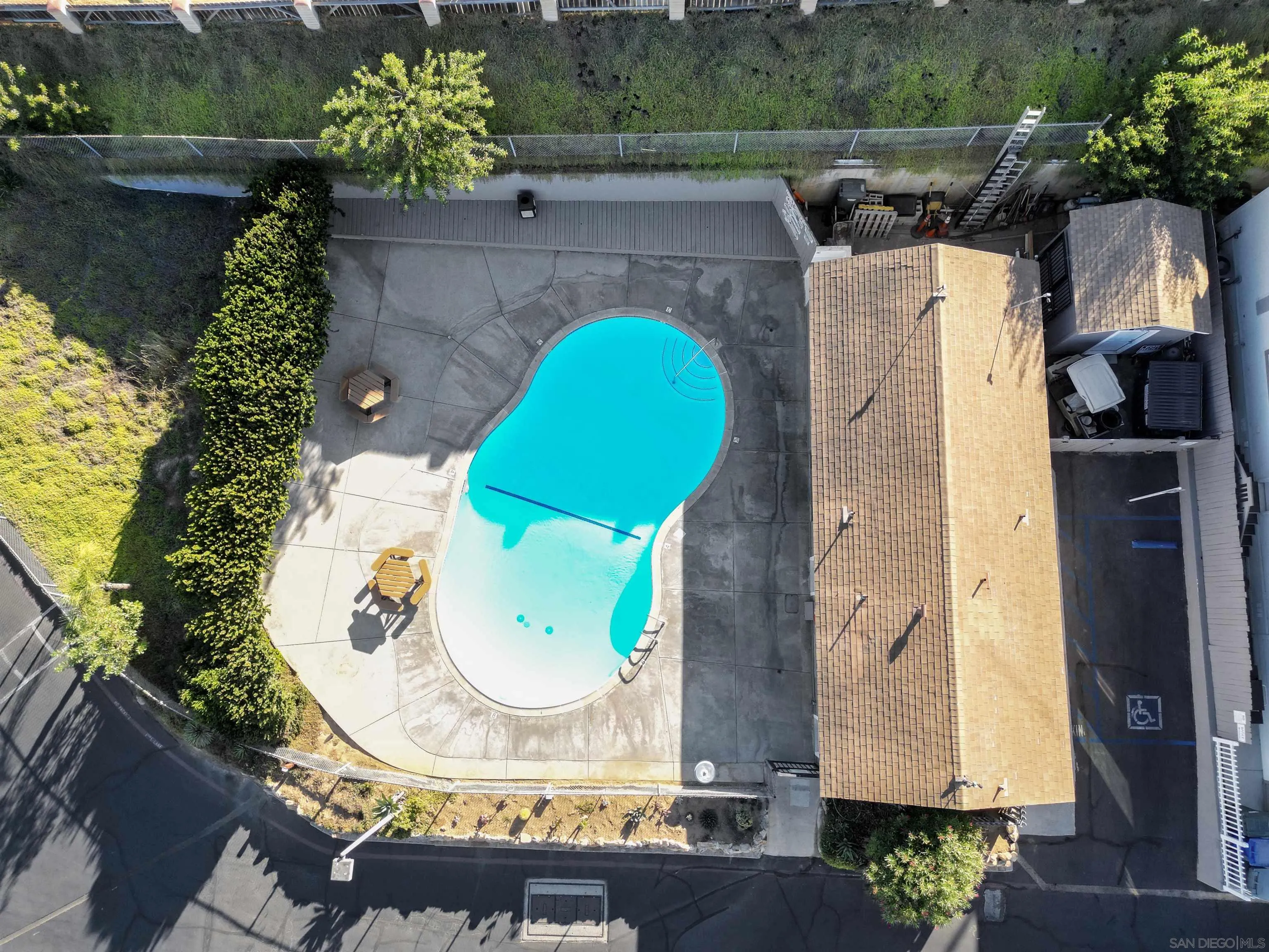 1455 Alturas Road, Unit SPC 18 Fallbrook, CA 92028 - Photo 40 of 50 an aerial view of a house with a swimming pool