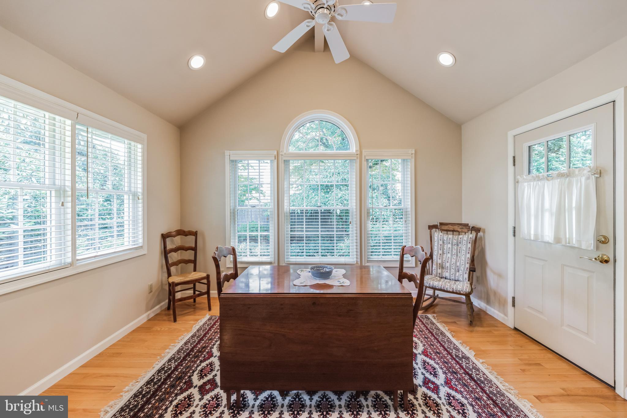 114 Rockingham Road Cherry Hill, NJ 08034 - Photo 11 of 33
