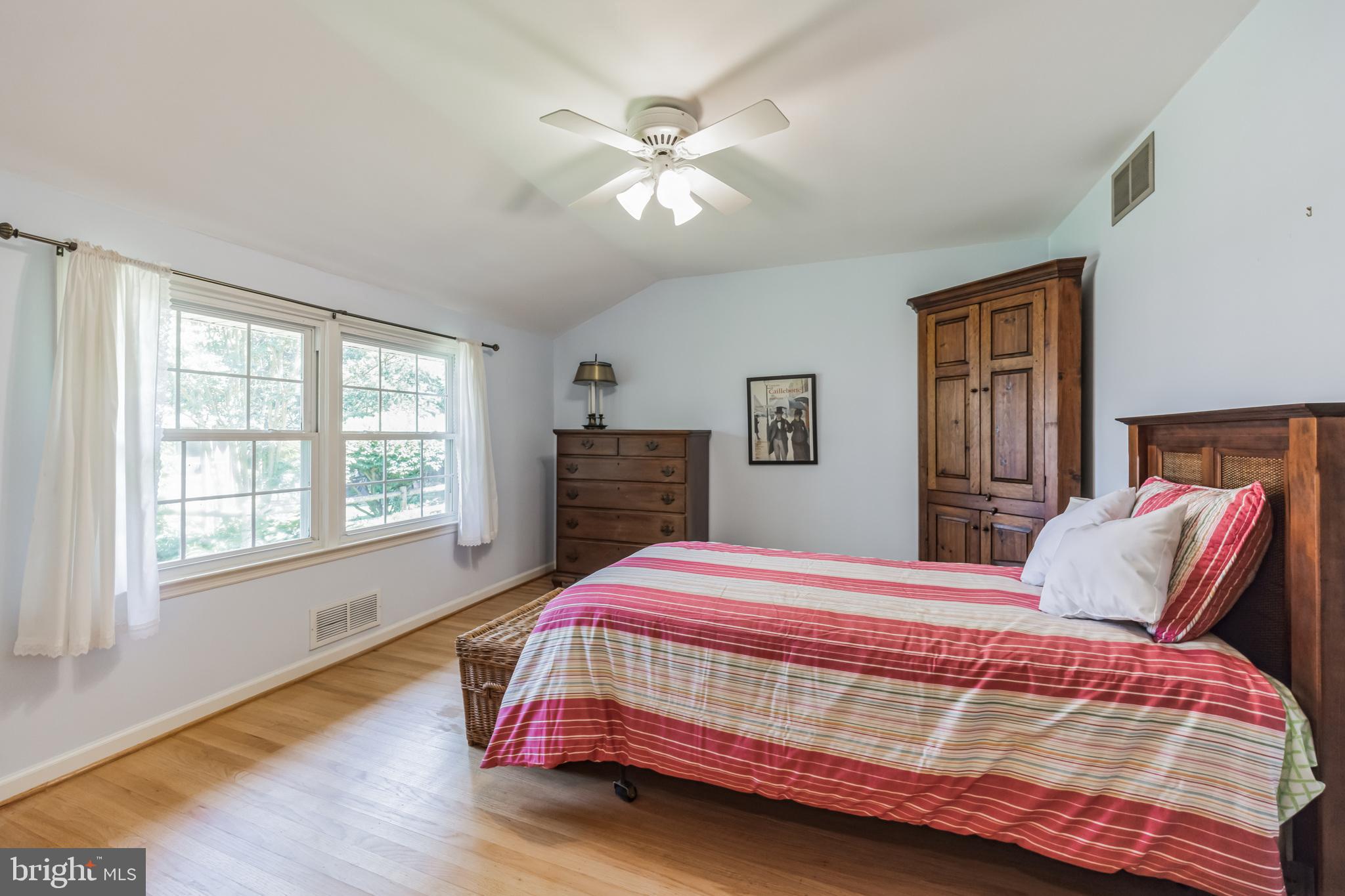 114 Rockingham Road Cherry Hill, NJ 08034 - Photo 23 of 33