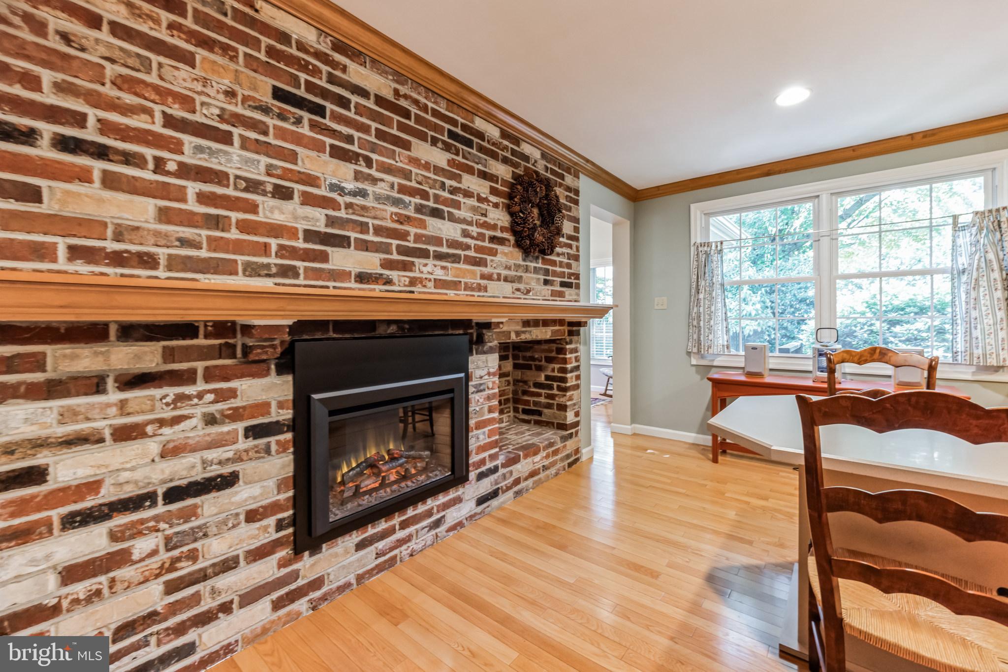 114 Rockingham Road Cherry Hill, NJ 08034 - Photo 8 of 33