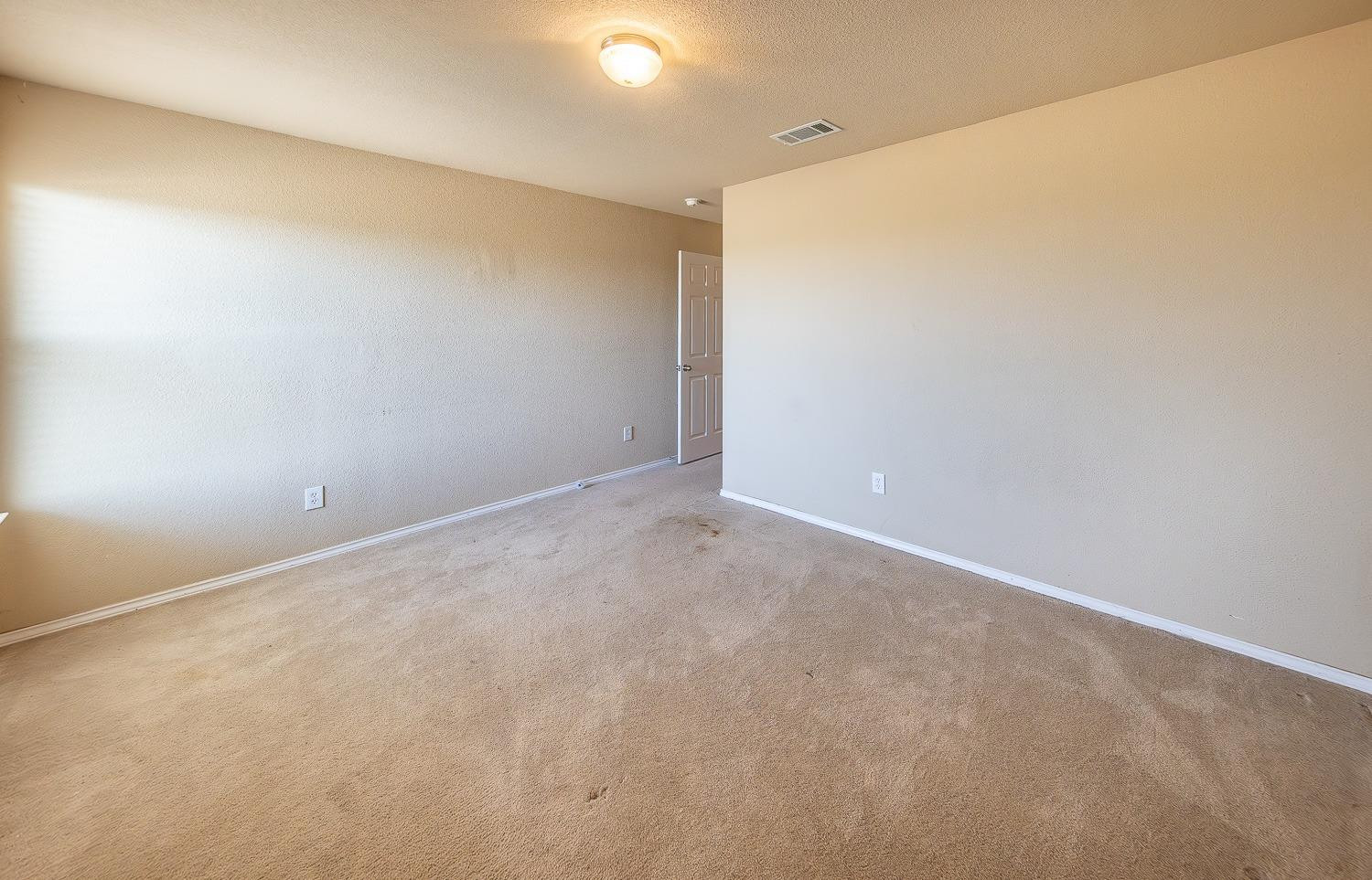 5211 Harvard Street Lubbock, TX 79416 - Photo 26 of 31 a view of an empty room