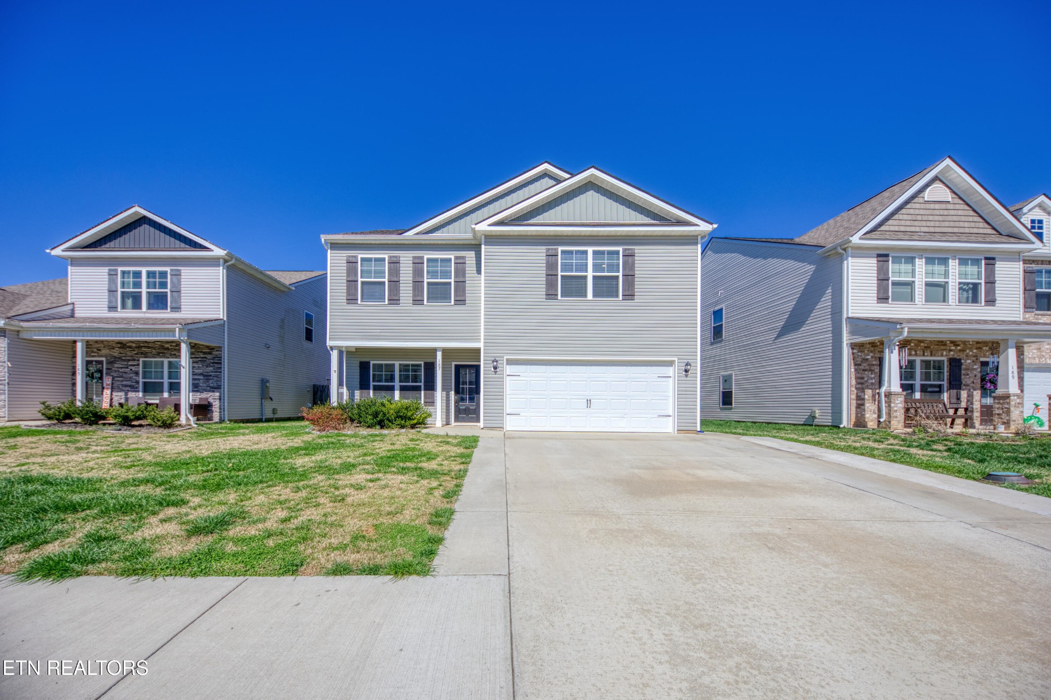 187 Ibis Loop Oak Ridge, TN 37830 - Photo 1 of 21 Gallery Image 1