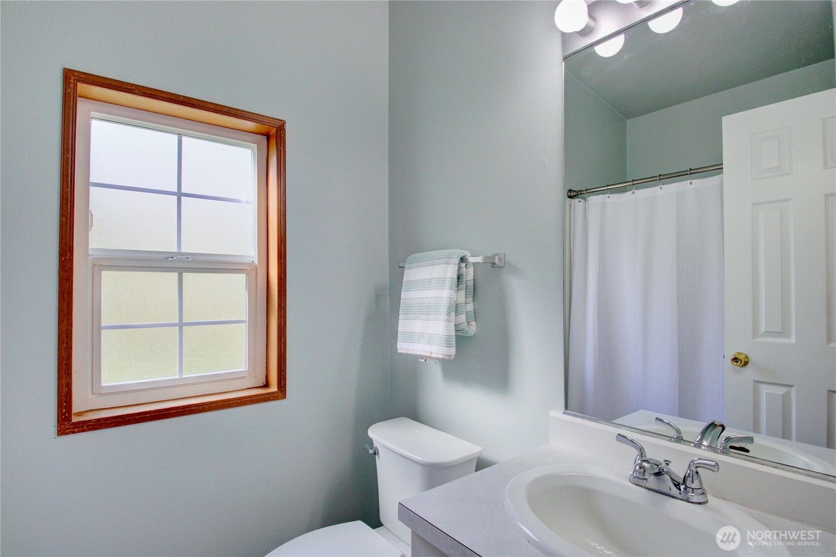 405 Alger Cain Lake Road Sedro-Woolley, WA 98284 - Photo 12 of 38