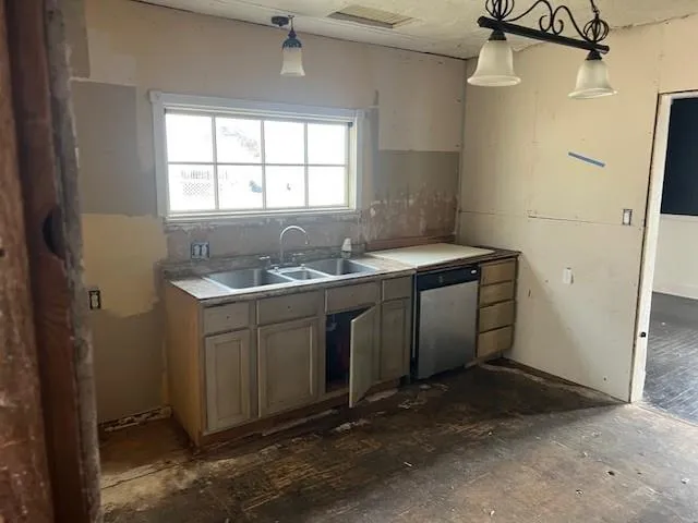 $41,900 | 802 Reyburn Street, Richmond, MO 64085