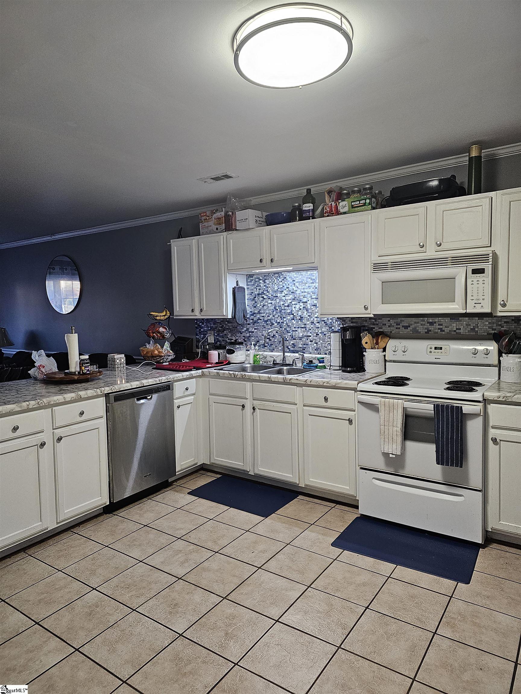 236 Springfield Circle, Unit A & B Easley, SC 29642 - Photo 20 of 32 Gallery Image 20