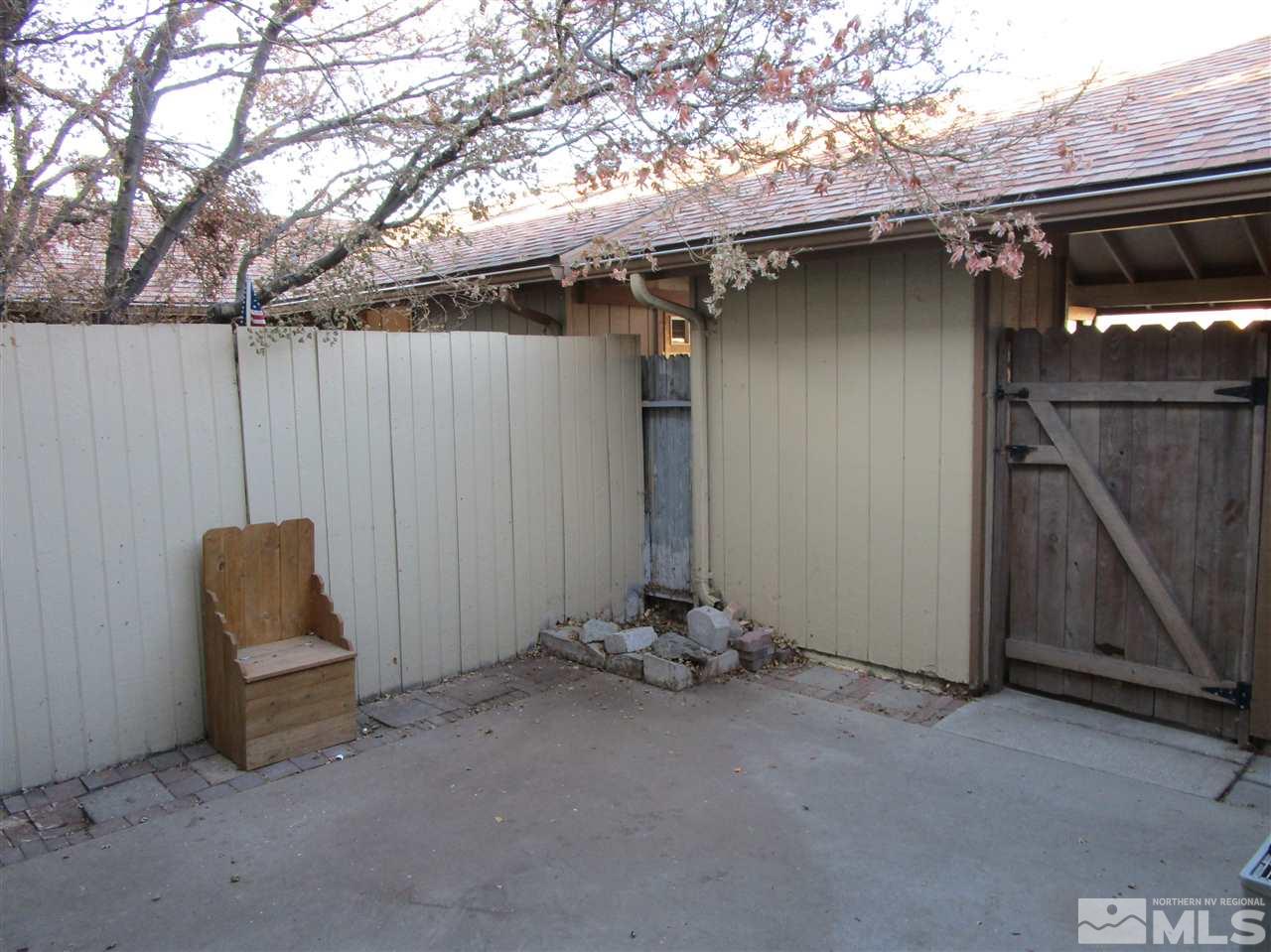 2416 Newcastle Way Reno, NV 89512 - Photo 15 of 17 Photo 15