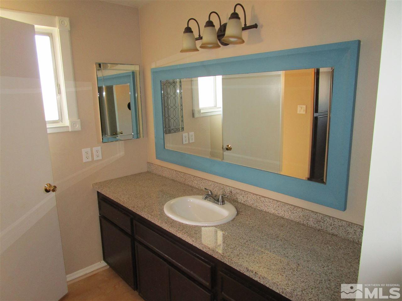 2416 Newcastle Way Reno, NV 89512 - Photo 10 of 17 Photo 10