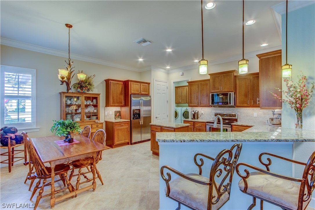 11297 Suffield Street Fort Myers, FL 33913 - Photo 6 of 20 Gallery Image 6