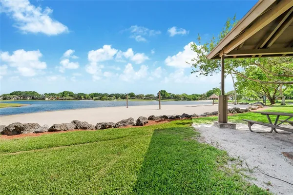 $2,050 | 10560 Southwest 156th Place, Unit 205, Miami, FL 33196