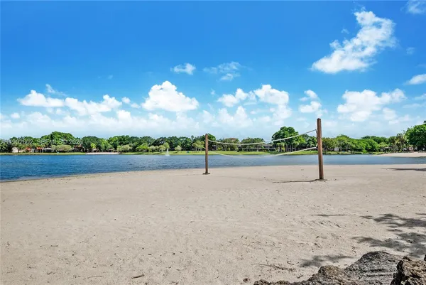 $2,050 | 10560 Southwest 156th Place, Unit 205, Miami, FL 33196