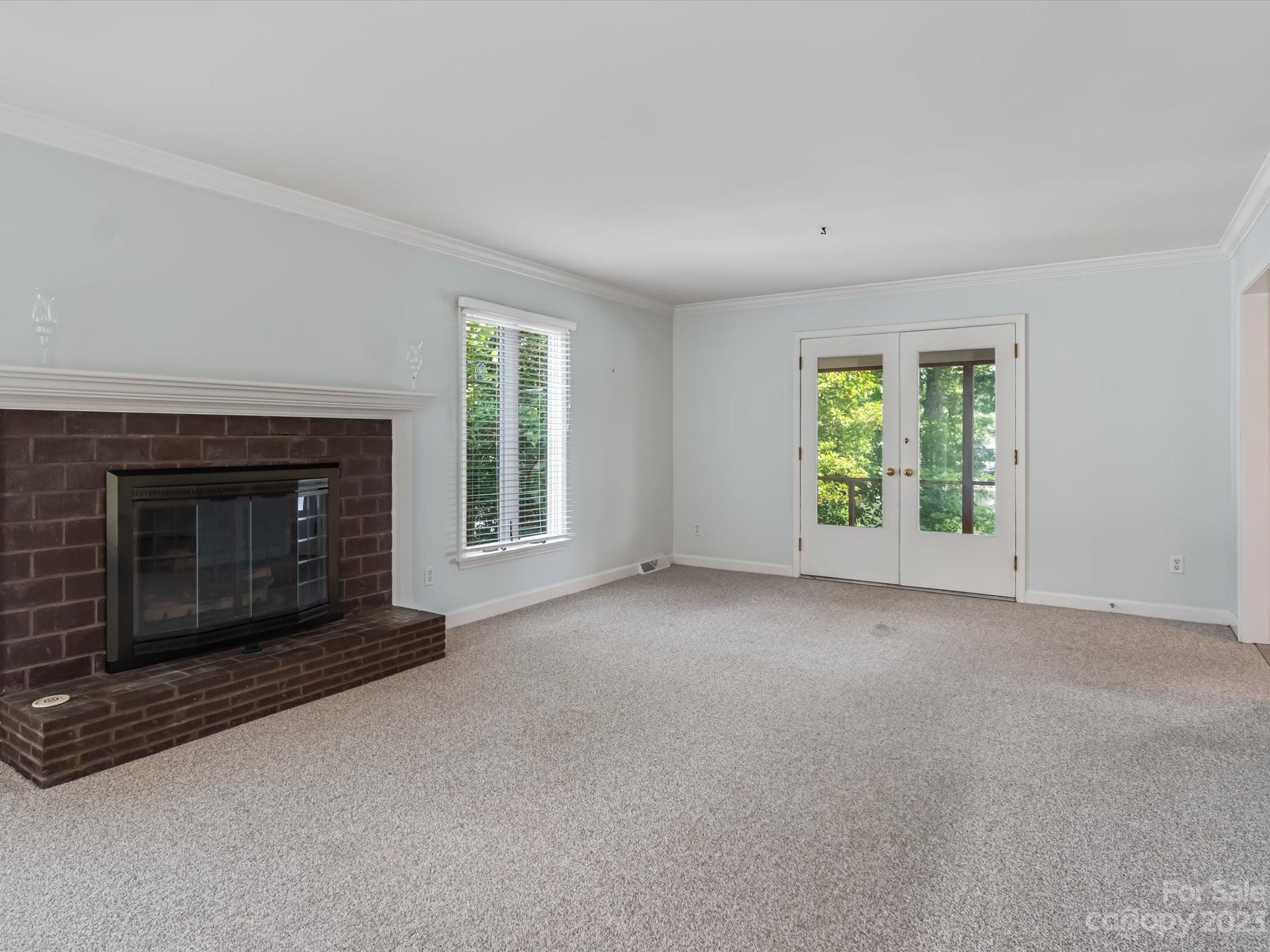 4670 Lake Shore Road North Denver, NC 28037 - Photo 4 of 42 Gallery Image 4