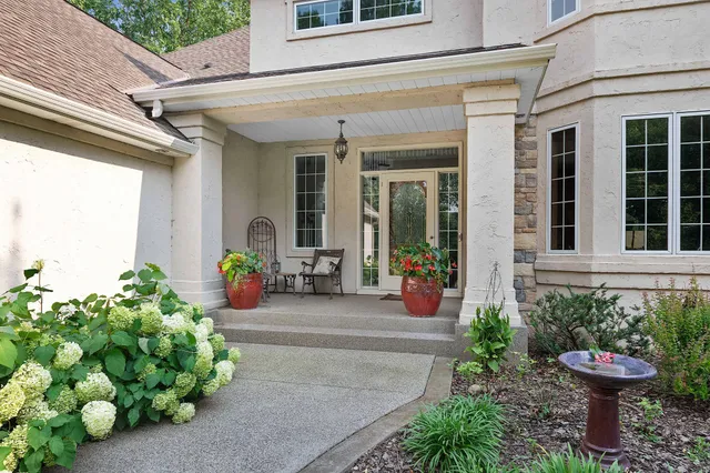 $1,599,900 | 11673 Irish Avenue North, Grant, MN 55082