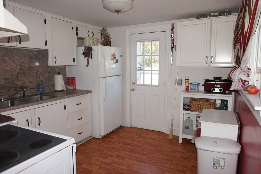 4 Adams Road Ashland, MA 01721 - Photo 4 of 12