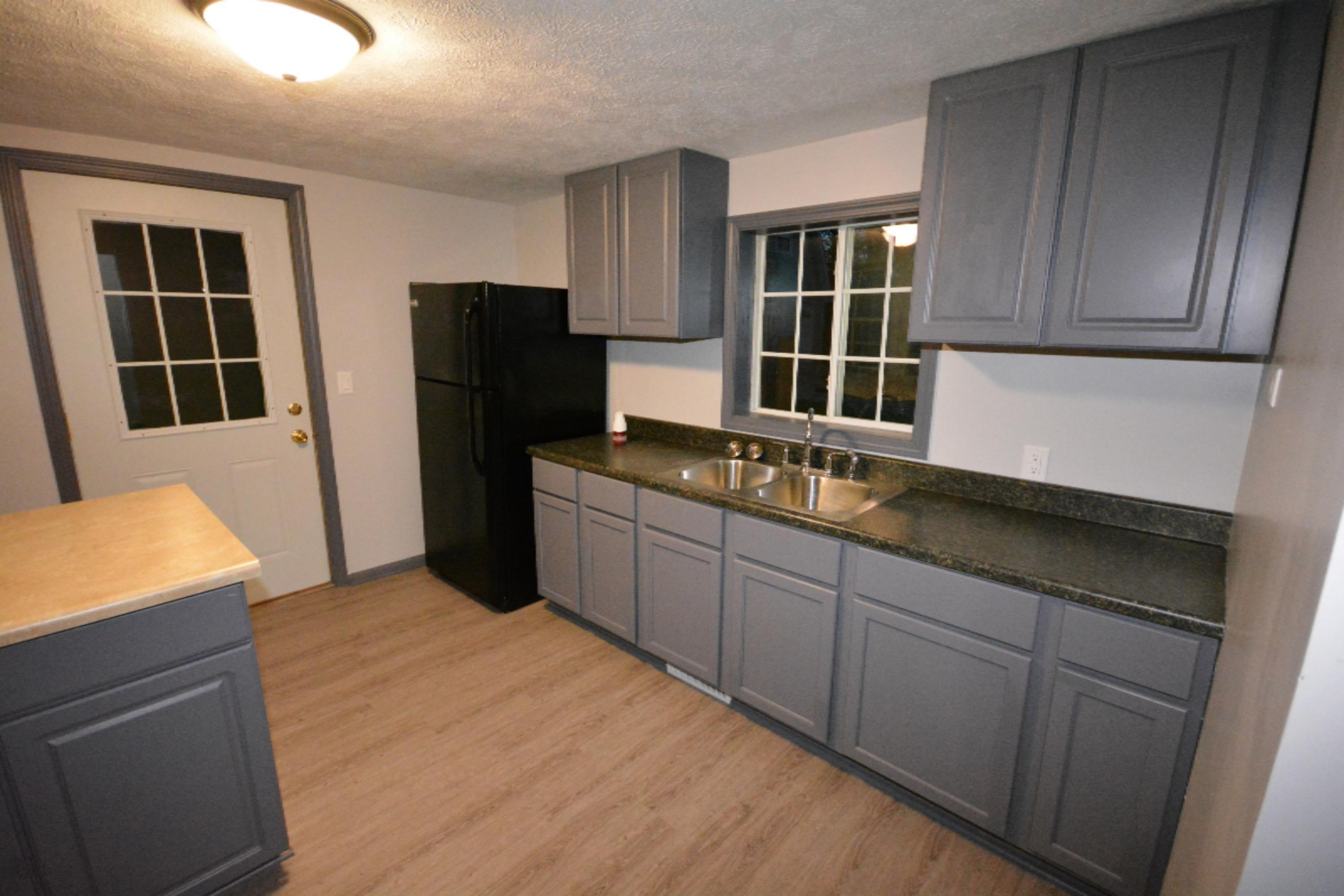 407 Beulah Street Belding, MI 48809 - Photo 3 of 10 DSC_0337