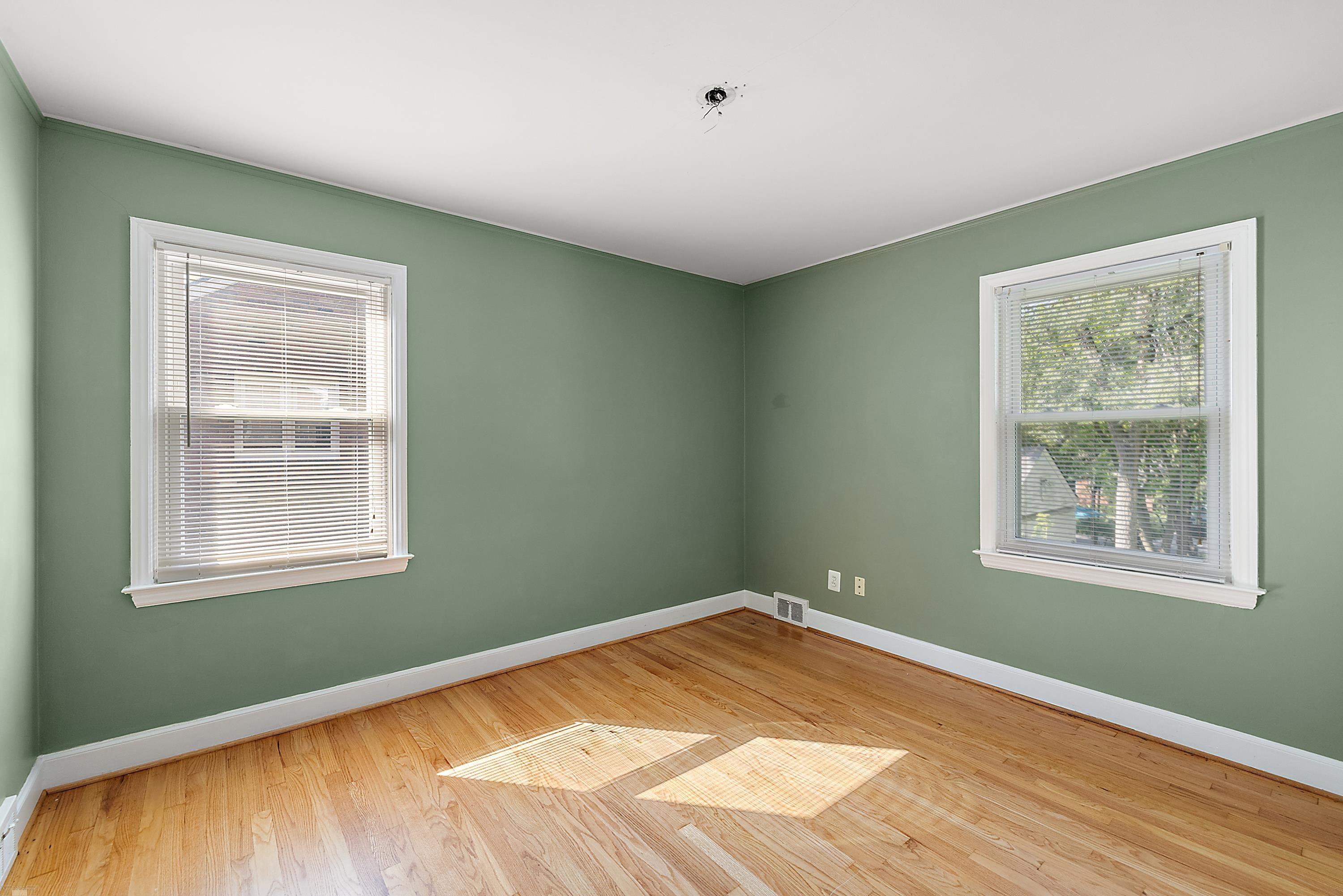 821 Neff Road Grosse Pointe, MI 48230 - Photo 23 of 32 Bedroom #1