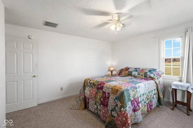 $349,900 | 11757 East 1000 South, Upland, IN 46989