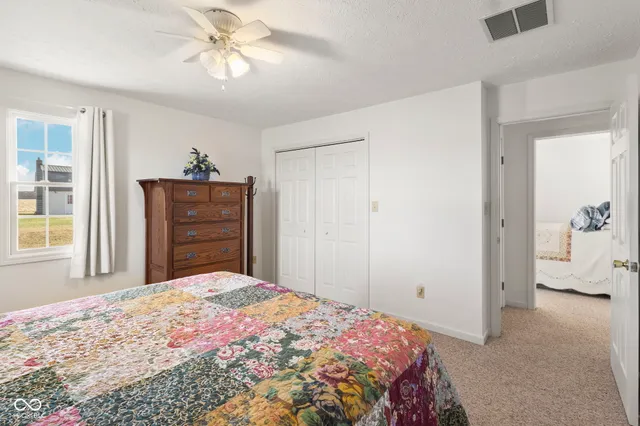 $349,900 | 11757 East 1000 South, Upland, IN 46989