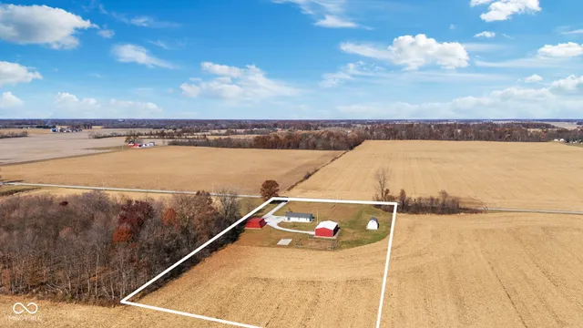 $349,900 | 11757 East 1000 South, Upland, IN 46989