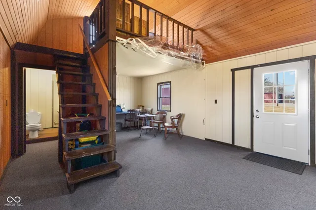 $349,900 | 11757 East 1000 South, Upland, IN 46989