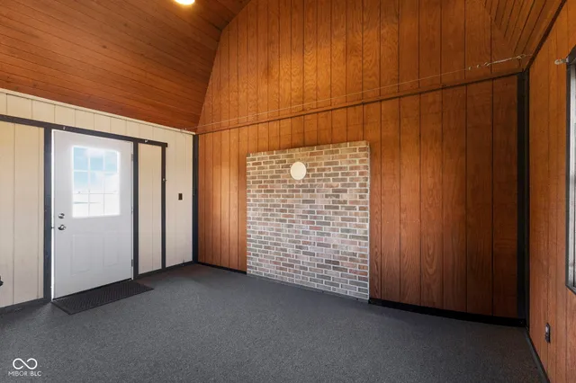 $349,900 | 11757 East 1000 South, Upland, IN 46989