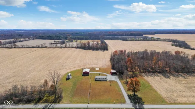 $349,900 | 11757 East 1000 South, Upland, IN 46989