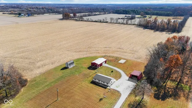 $349,900 | 11757 East 1000 South, Upland, IN 46989