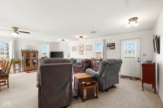 $349,900 | 11757 East 1000 South, Upland, IN 46989