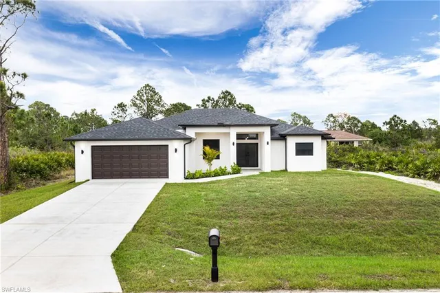$390,000 | 2712 40th Street West, Lehigh Acres, FL 33971